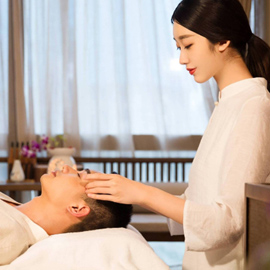 上海YanYan养生馆秉持“客户至上”的服务理念